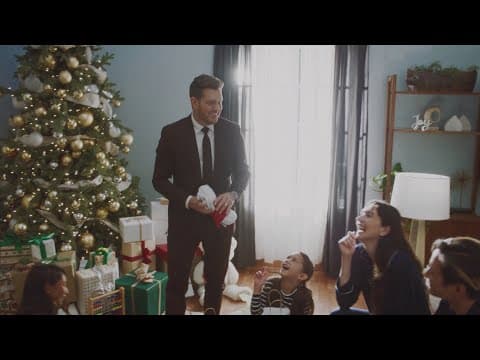 It's Beginning to Look a Lot like Christmas by Michael Bublé - Album Art
