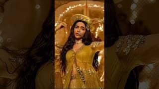 Bajirao Mastani’s most iconic dance number 💃 #deewanimastani #deepikapadukone #shreyaghoshal