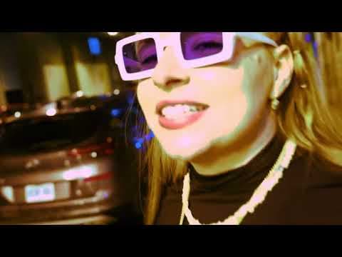 ALIVE | English Reggaeton Love Song - & DLOWENO by IB DNZA - Album Art