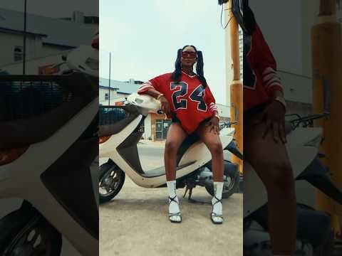 Catching Feelings - | Amapiano X Afrobeats Club Anthem by Papi Ojo - Album Art