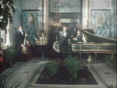 Golden Brown by The Stranglers - Album Art