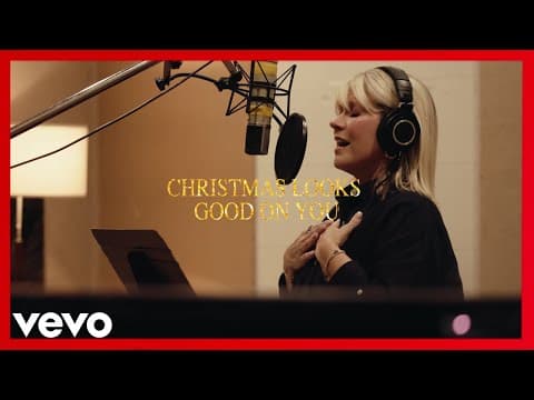 Christmas Looks Good On You by Natalie Grant - Album Art