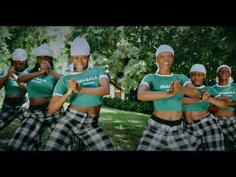 Moomo - by GRAVITY OMUTUJJU - Album Art