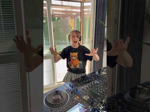 DJ GABI - Bad Habits x Insomnia - Tech House Mix, doesn’t this mix sound amazing? 🎶❤️🔥🎉 #remix by dj_Gabi - Album Art