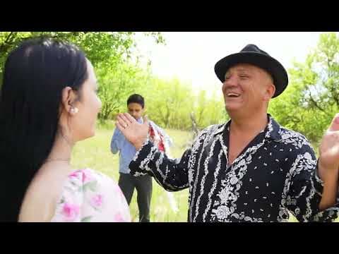 Csitt-csatt by Roberto - Album Art