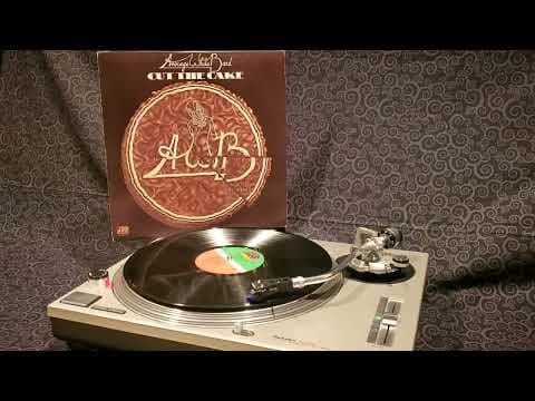 "Cut The Cake" Average White Band Atlantic Records by Jack's Music on Vinyl - Album Art