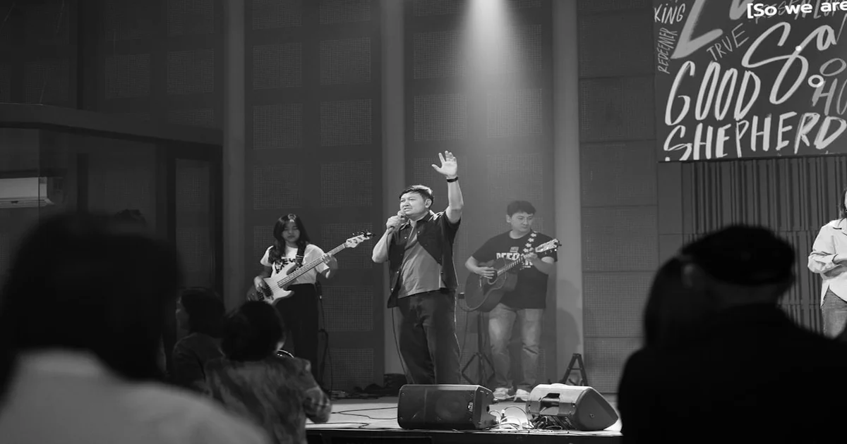 Bad Omens tour - Bad Omens Tour Ignites With Unsettlingly Competent 18-Song Setlist