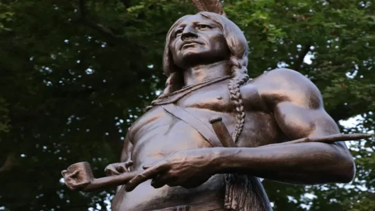 Miley Cyrus Flowers Lawsuit Dismissal - Miley Cyrus Flowers Lawsuit Dismissal Demanded, Cites "Universal Language of Breakups"