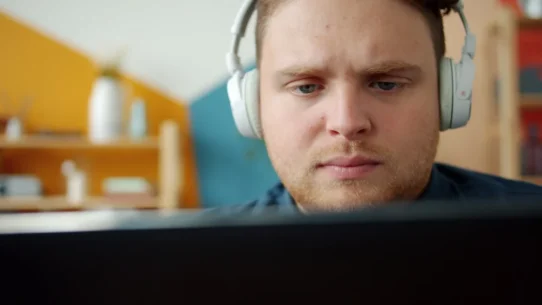 Wikipedia artist photo - Perfume Genius Seeks Help With Wikipedia Artist Photo