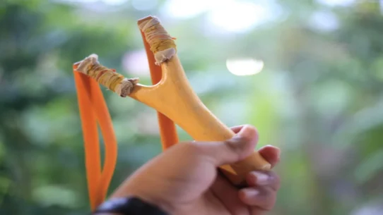 Taylor Swift Opalite - Taylor Swift's 'Opalite' Tops Hot 100, Elevates Mall Pretzels To High Art