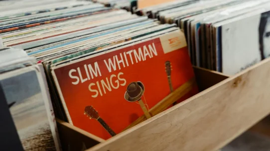 Actress Suzanne Ciani Album - Actress and Suzanne Ciani Release Collaborative Live Album of 'Deeply Felt Silence'