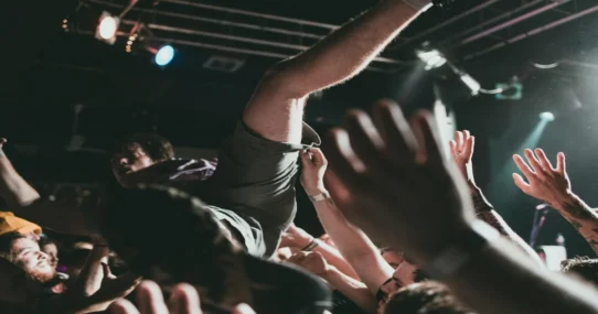 Benson Boone Wanted Man - Benson Boone Wants You To Know He’s A ‘Wanted Man’ With New Tour