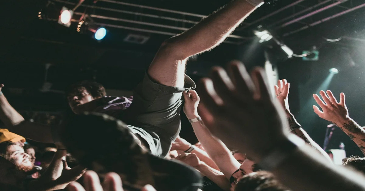 Benson Boone Wanted Man - Benson Boone Wants You To Know He’s A ‘Wanted Man’ With New Tour