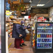 Freya Ridings' defiance - Freya Ridings' Defiance Ignites Industry Trend of Recording Albums in Grocery Store Aisles