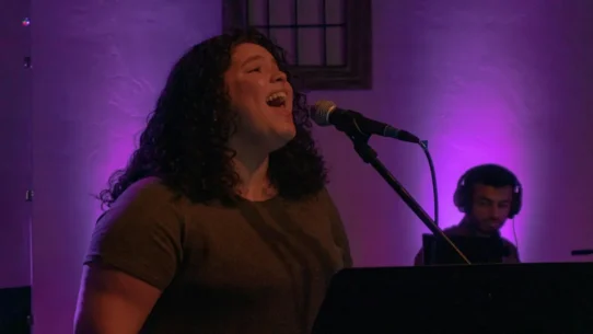 Gia Margaret Good Friend - Gia Margaret's 'Good Friend' Proves It's Okay To Lean On A Synth