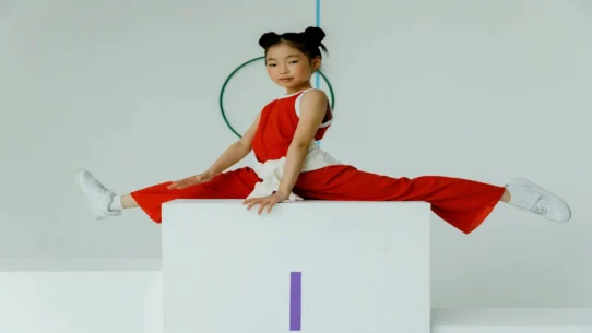 Iran war powers resolution - Hawley to Oppose Iran War Powers Resolution, Cites 'Pre-War Naps'