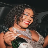 Johanna Samuels – White Limousine - Johanna Samuels – White Limousine Sparks Global Chauffeur Crisis