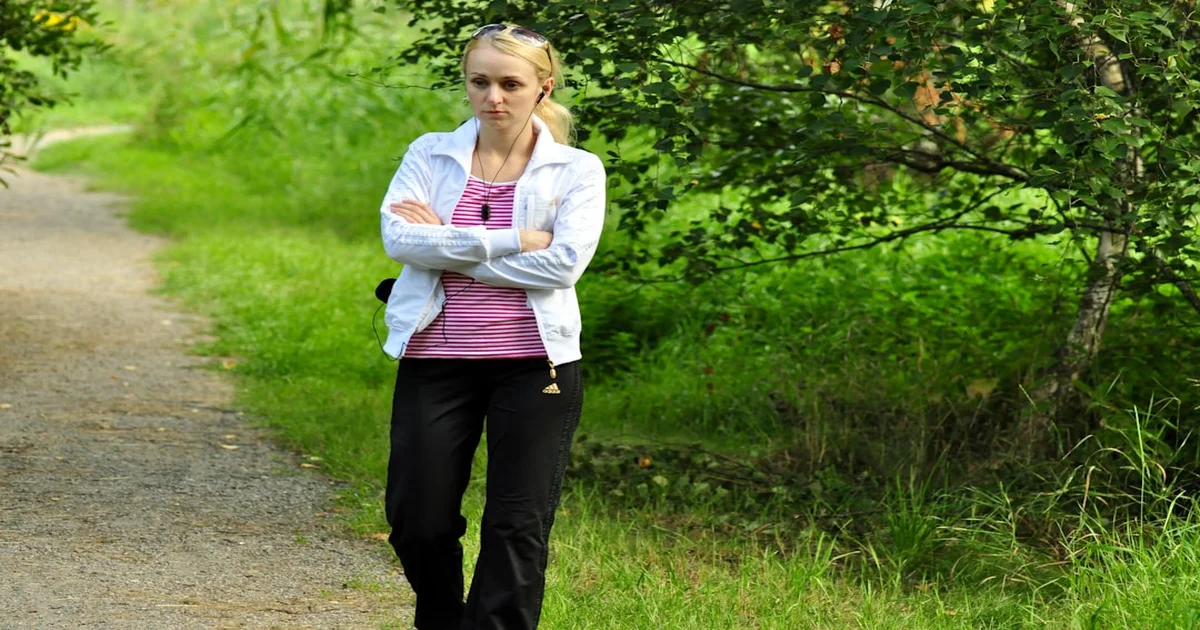 Middle Of Nowhere - Kacey Musgraves Announces New Album Middle Of Nowhere, Is Deeply Unsure