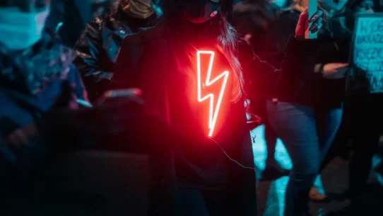 Lorde new label deal - Lorde Ready For New Label Deal, LED Jacket