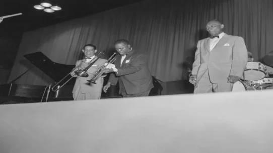 sing 'The Weight' - Mavis Staples, Hozier, Elvis Costello, Warren Haynes Sing 'The Weight' With Purpose