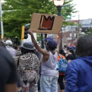 No Kings Rallies - No Kings' Rallies Accidentally Topple Local Burger Monarchs