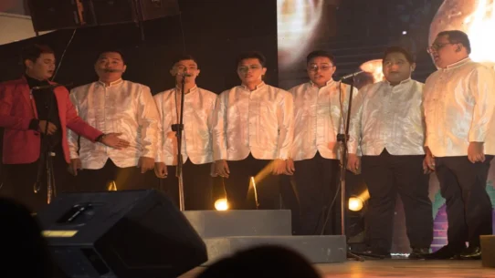 Frampton Comeback Album - Peter Frampton's Comeback Album Requires Team of Vocal Stand-Ins