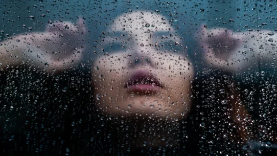 U.S. Girls - U.S. Girls' New Song 'You've Got Everything – But A Smile' Achieves Peak Existential Dread