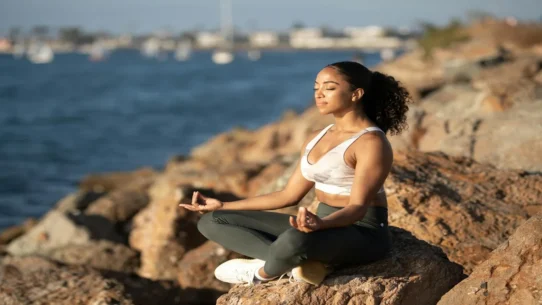 Azealia Banks meditation - Azealia Banks Drops Hour-Long Meditation Album, Zenzealia