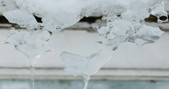 Drake's Iceman Sculpture - Drake's Iceman Sculpture Melting Date Still Unknown, Experts Say