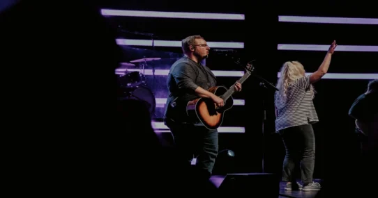 Hayley Williams Covers Cover Me Up - Hayley Williams Covers 'Cover Me Up' To Remind Everyone About Morals