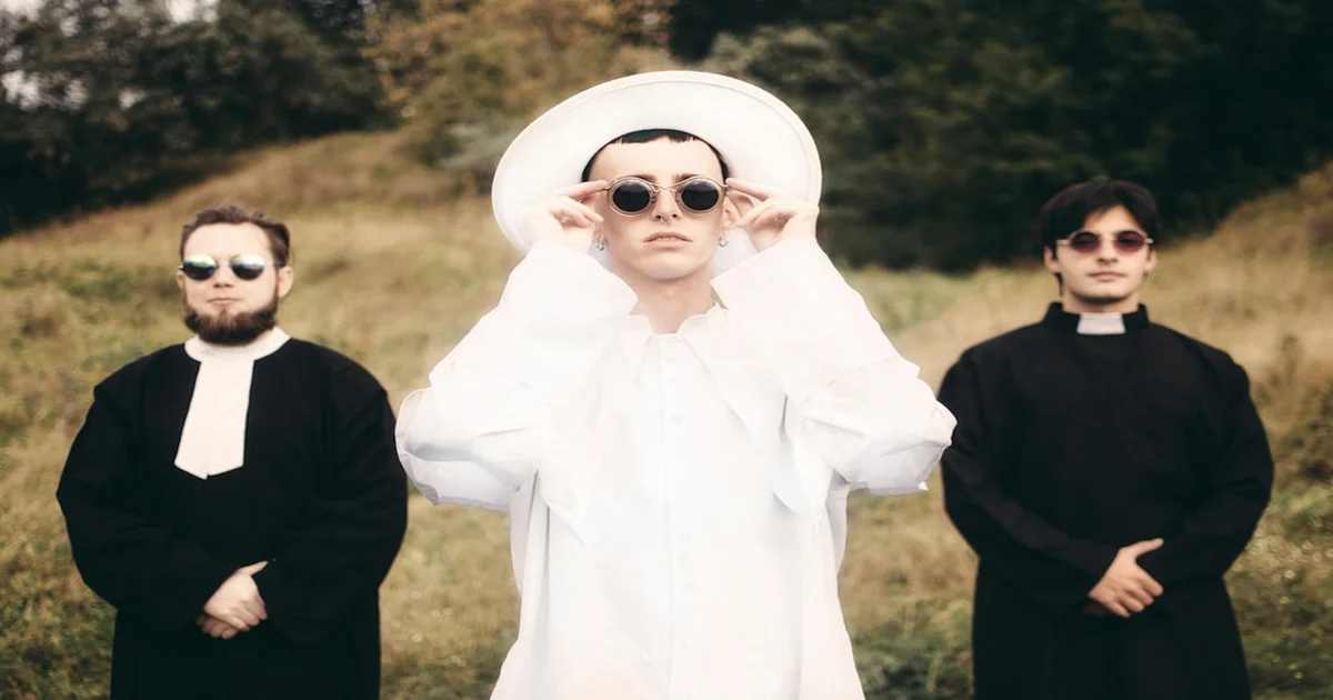 Pope's new singles - Indie Band Pope's New Singles Spark Papal Panic