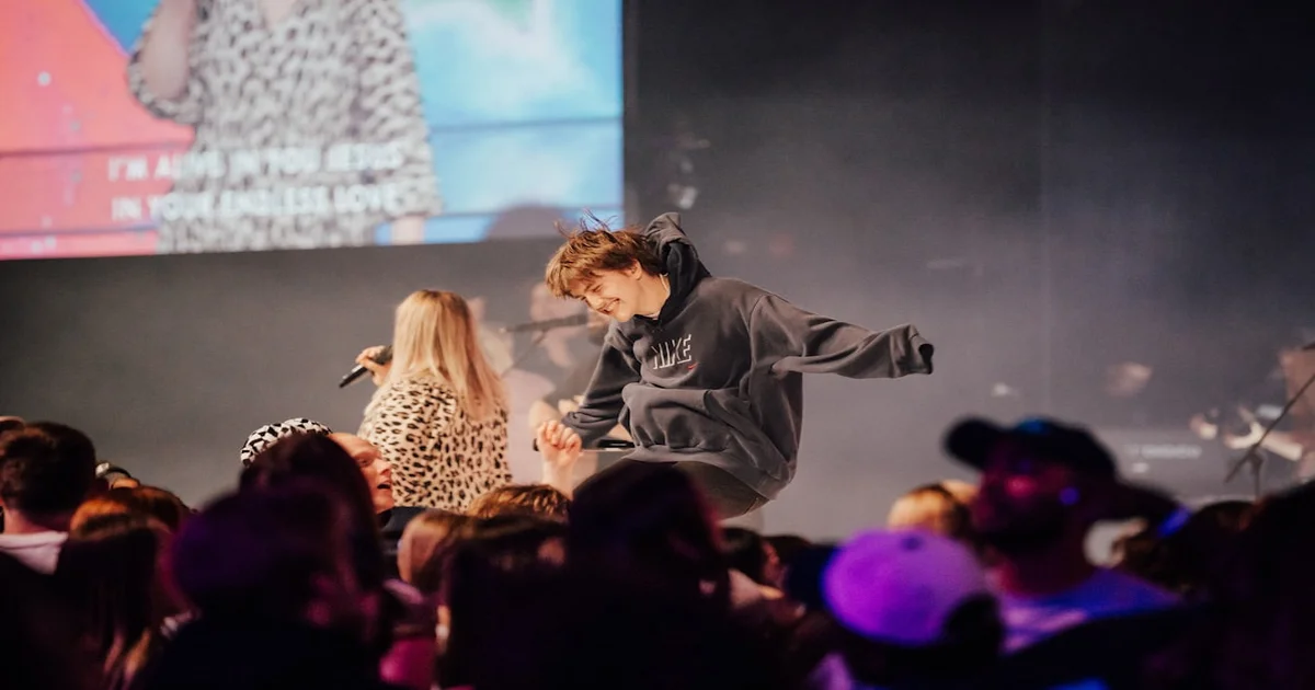 Justin Bieber Coachella - Justin Bieber Serenades Eilish, Duets With SZA At Coachella Weekend 2