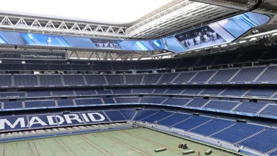 Kanye West France Ban - Kanye West Faces French Ban for 'Aesthetic Disruption'