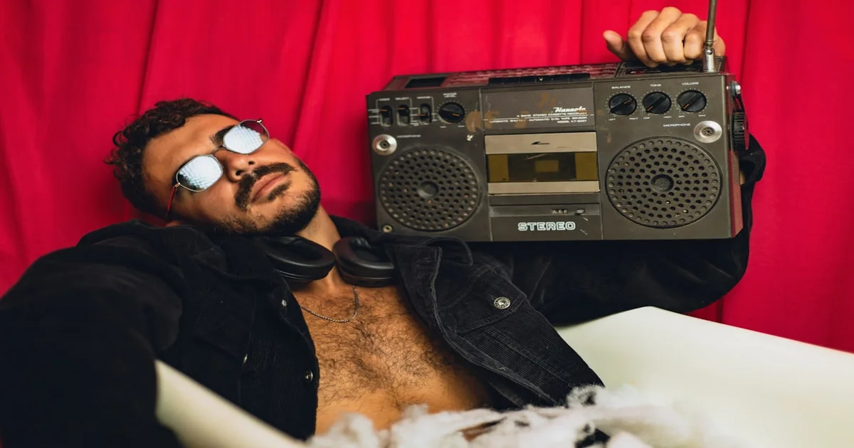 Kanye West Jewish community - Kanye West Offers To Meet U.K. Jewish Community With 'Peace Through My Music'