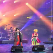 Katseye Pinky Up - Katseye Gets Pinky Up At Coachella, Stuns Fans With Gold Standard Performance