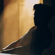 hunkered down - Keli Holiday 'Hunkered Down' With Album, Avoids Eye Contact