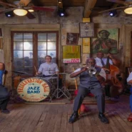 Slo-Mo Neon Luminate Hoverings - Mary Halvorson, Ambrose Akinmusire Debut Slo-Mo Neon Luminate Hoverings