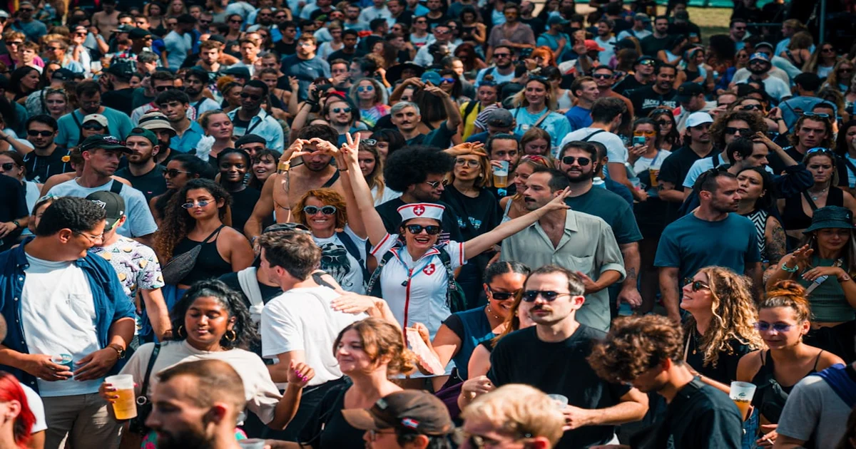 David Lee Roth Vanessa Carlton Joe Jonas - Roth, Carlton, Jonas Debut At Coachella With Teddy Swims