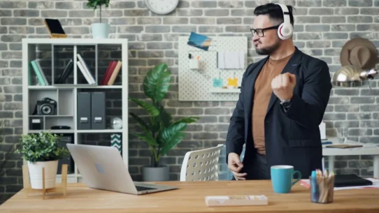 lion's share royalties - Salt-N-Pepa Fight UMG For 'Lion's Share' Of Royalties