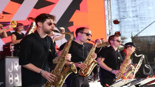 U2 Surprise EP - U2 Unleashes Another Surprise EP, Public Remains Unsurprised