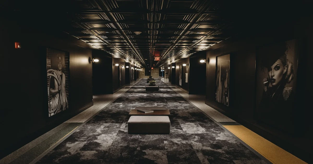 Ye Welcomes Lauryn Hill - Ye Welcomes Lauryn Hill Backstage For Unspecified Duration