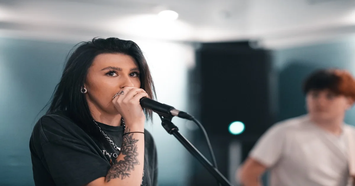 Bella Kay feelings - Bella Kay Says It Loudly On New EP, Still Not Sure If Anyone's Mad
