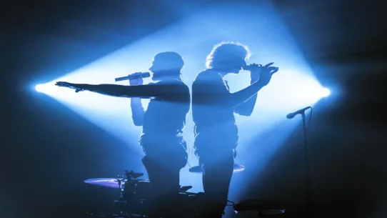 She & Him TikTok - She & Him Bring TikTok Hit To Kimmel, Blame Algorithm For Unwanted Resurgence